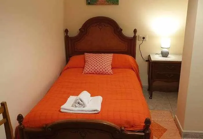 Piso De Perlio Ideal Para Gente Amante De La Play
